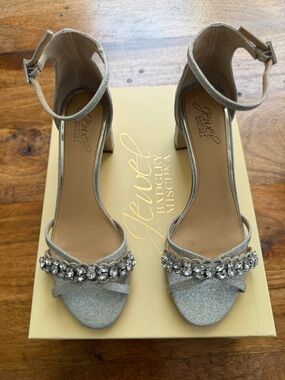 Jewel by Badgley Mischka Sandals